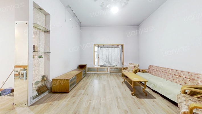 航空花园二手房实景图