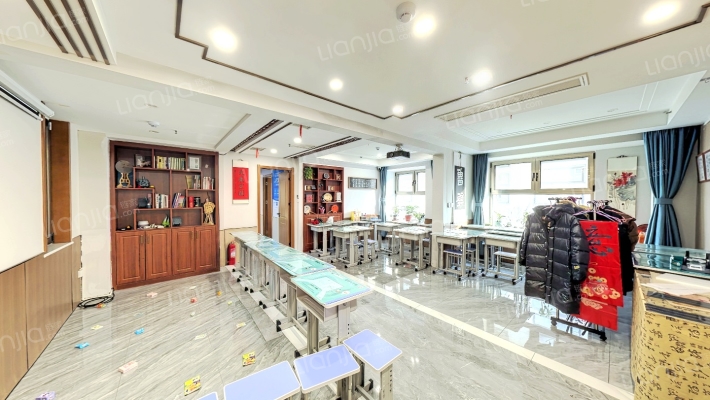 领秀e中心二手房实景图