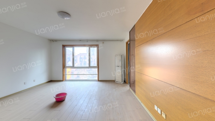 渤龙观湖湾二手房实景图