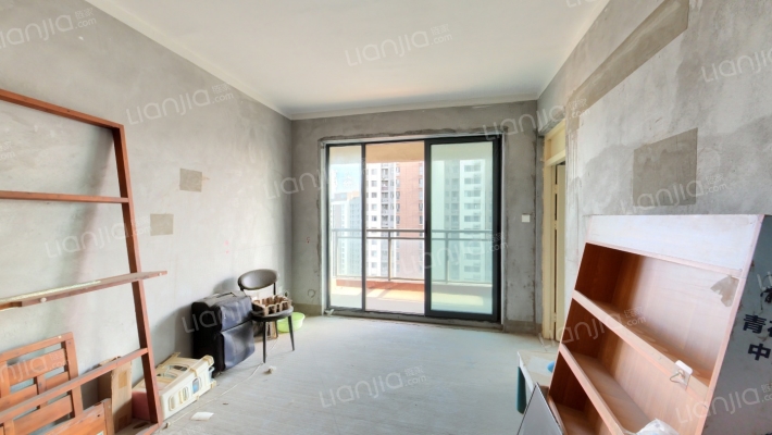 泰宏建业国际城10号院二手房实景图