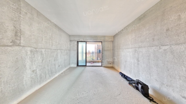 聚龙天誉湾三期二手房实景图