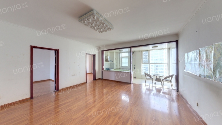 景泰花苑二手房实景图