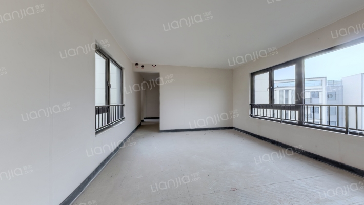 龙湖两江郦湾二期林涧二手房实景图