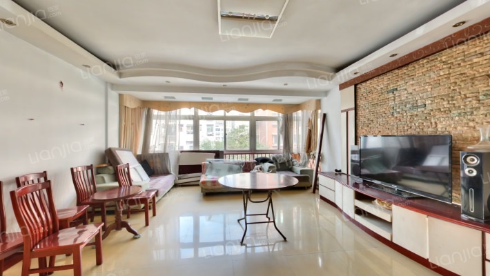 凤凰山公寓二手房实景图