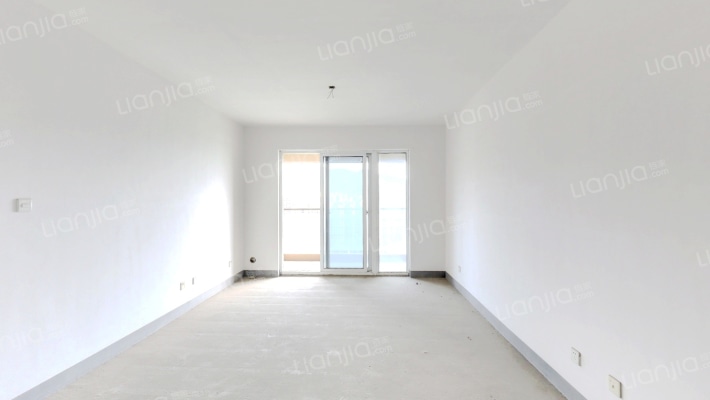 罗西住宅区一组团二手房实景图