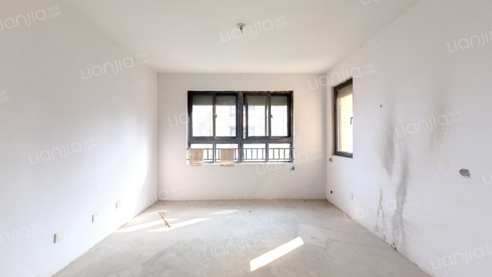 景和名苑二手房实景图