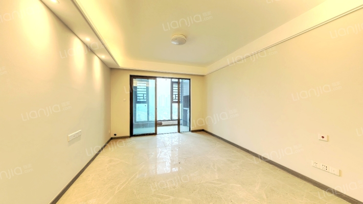 武汉雅居乐花园一期二手房实景图