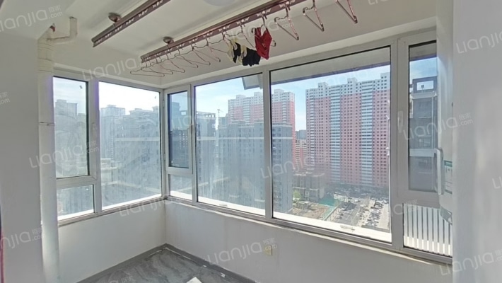 盛海华庭二手房实景图