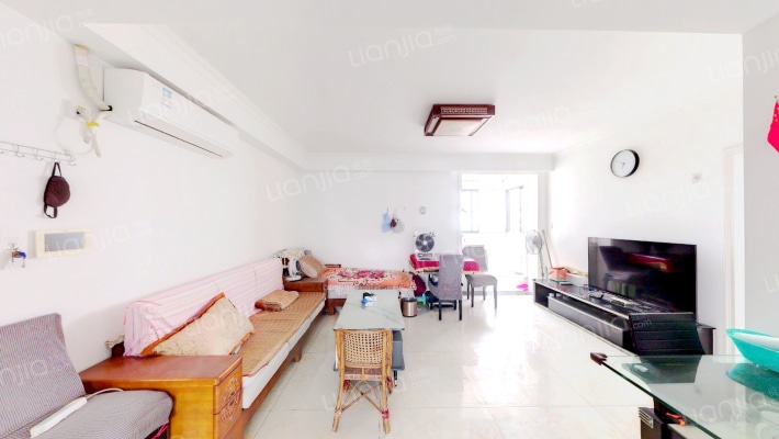 东和雅苑二手房实景图