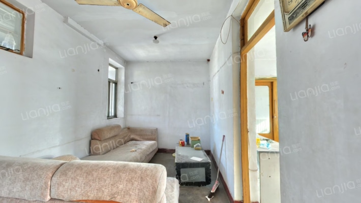 西山小区二手房实景图