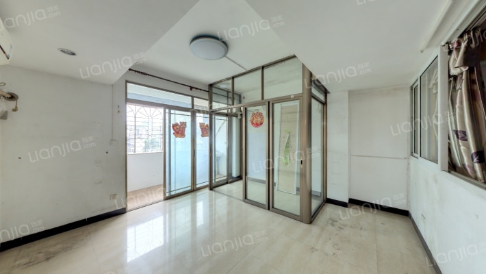 长运小区二手房实景图