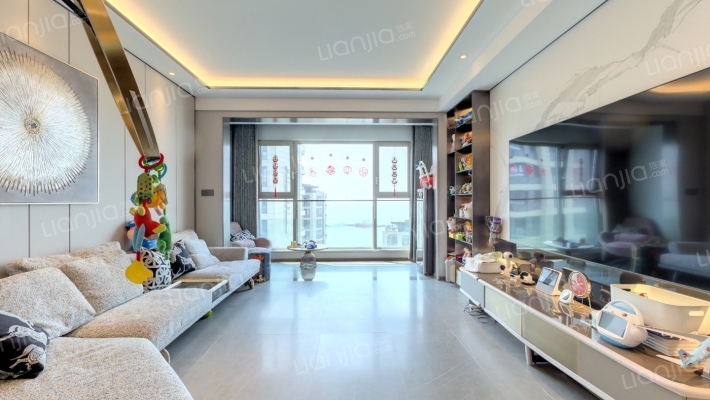 海信依云小镇罗曼二手房实景图