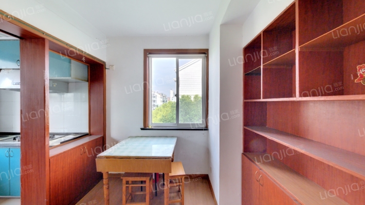 东浜新苑南区二手房实景图