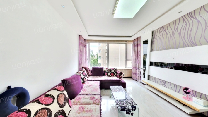 哈龙新苑二手房实景图