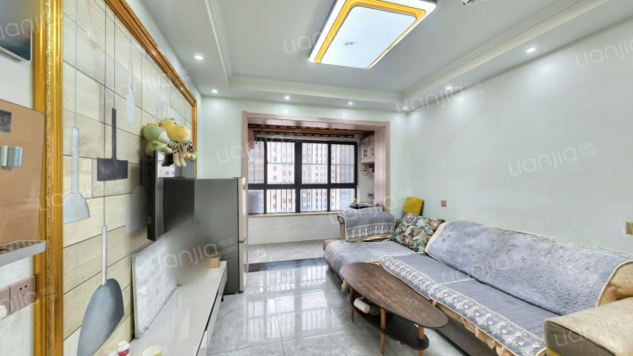 中江文华苑二手房实景图