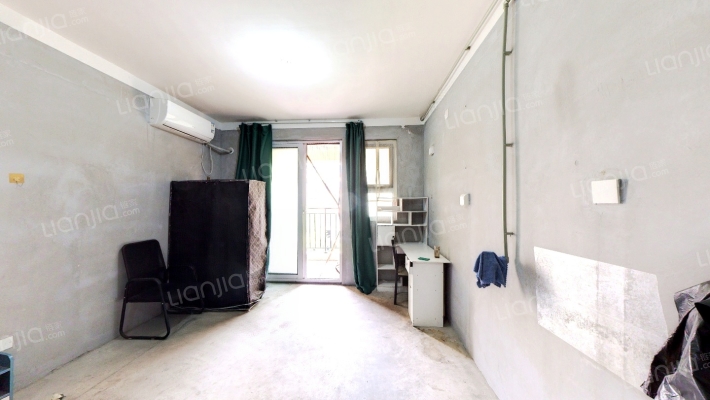 中南泓悦府二手房实景图