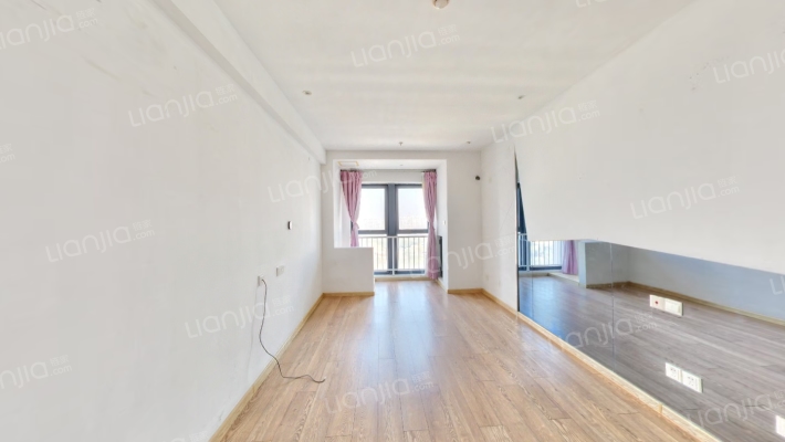 吾悦广场二手房实景图