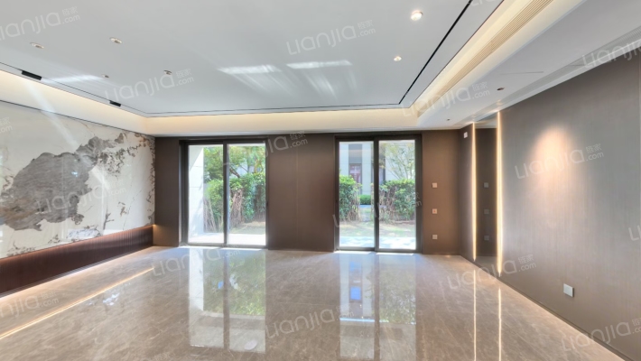 龙湖镜湖原著二手房实景图