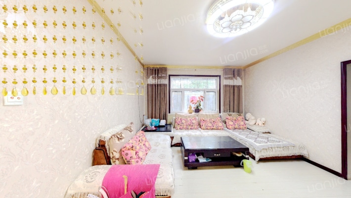 山西二建集团张家巷住宅小区二手房实景图