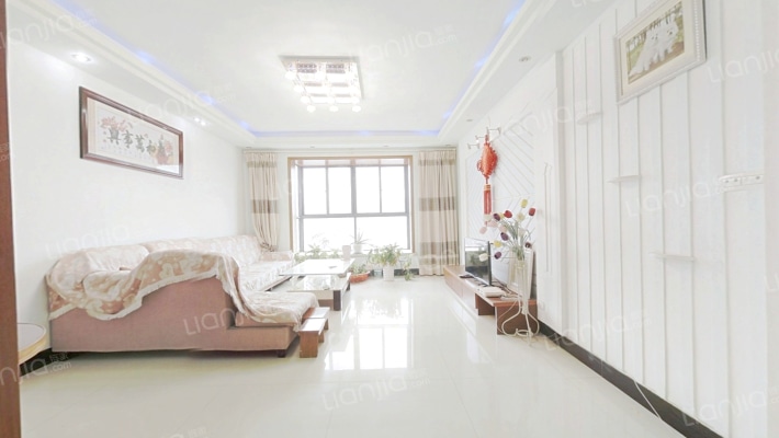 黄金水岸二手房实景图