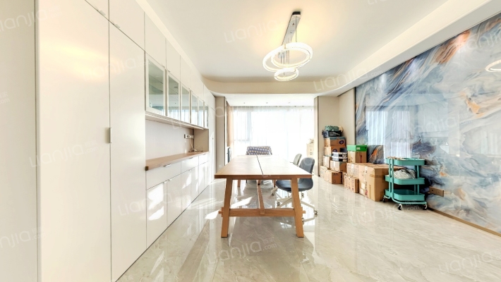 复星国际中心四区二手房实景图