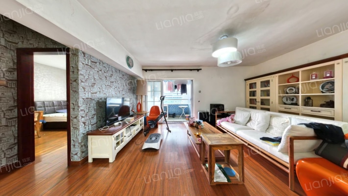 湖滨花园二手房实景图