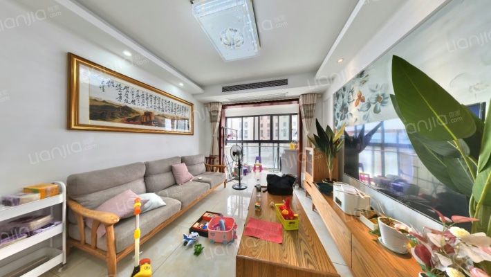 彩叠湾二手房实景图