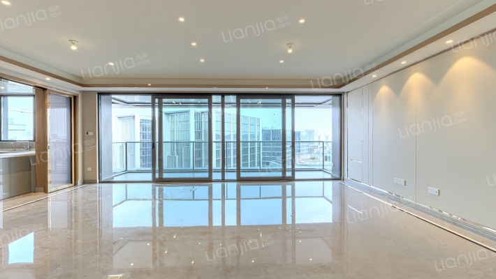 海潮望月城二手房实景图