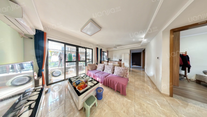 越秀东坡二手房实景图