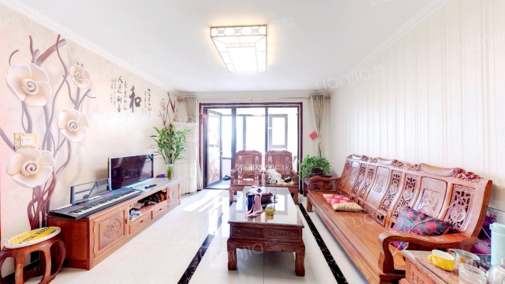 海尔云世界滟澜公馆花园一区二手房实景图