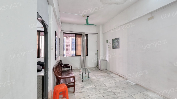 碧云商务中心二手房实景图