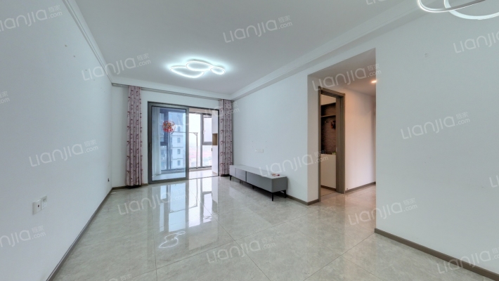 龙光玖云华庭二手房实景图