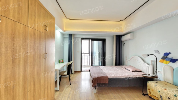 空港中心二手房实景图