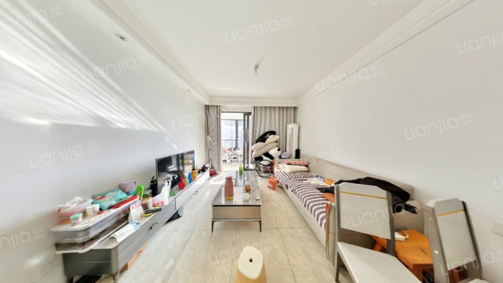 保利罗兰香谷二手房实景图