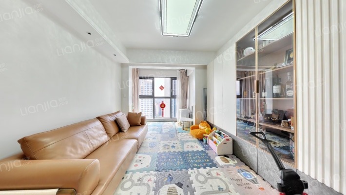 联发天境雅居二手房实景图