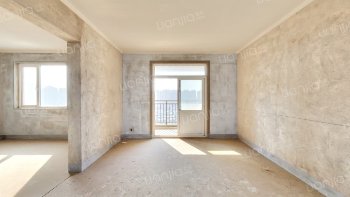 恒达·盘龙湾荷苑二手房实景图