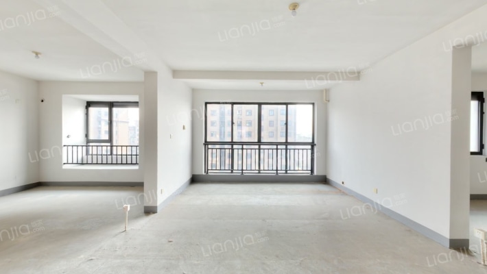 香溢花城二手房实景图