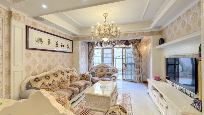 山语间二手房实景图