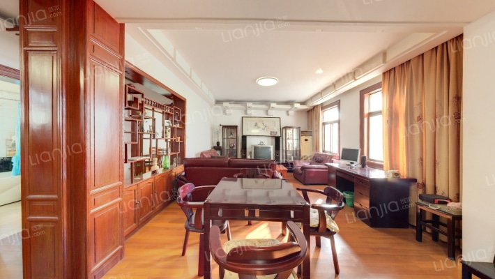 王彭新村二手房实景图