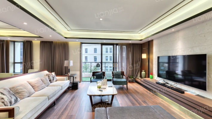 中力龙湾公馆二手房实景图