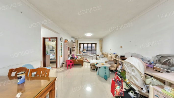 信义湛宝广场二手房实景图