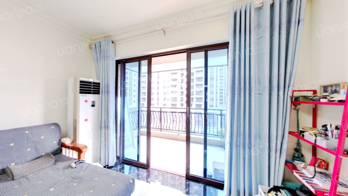 碧桂园天誉二手房实景图