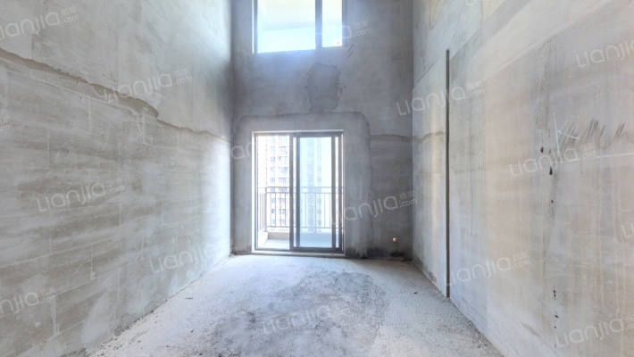 勤诚达境界城二手房实景图