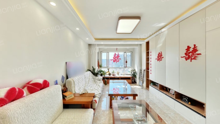 金地名京三期二手房实景图