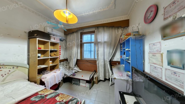 红色家园西院二手房实景图