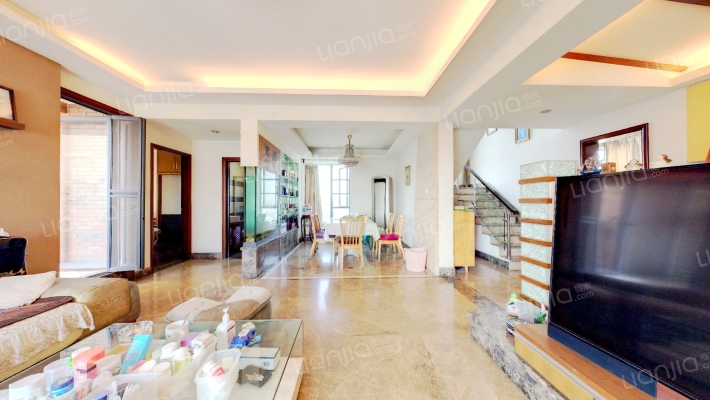 万科四季花城尚山美筑二手房实景图