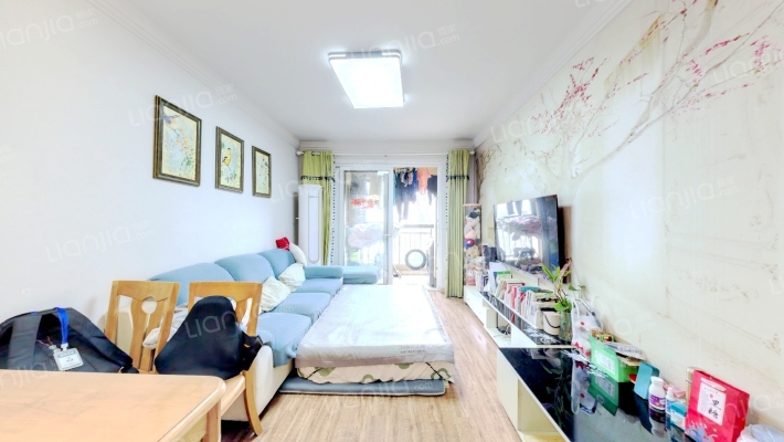 万科梦蝶花苑二手房实景图