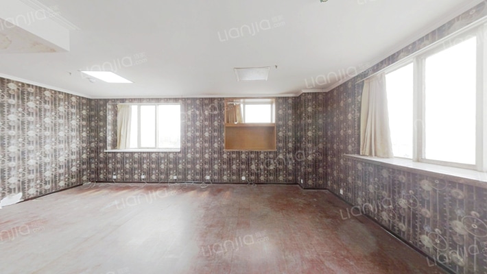 万科世贸广场二手房实景图