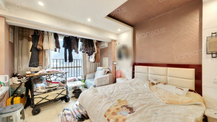 花果园R1区二手房实景图