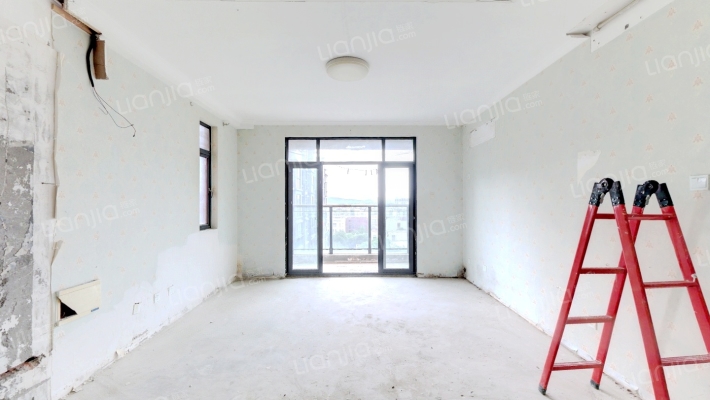 鸿运嘉园二手房实景图